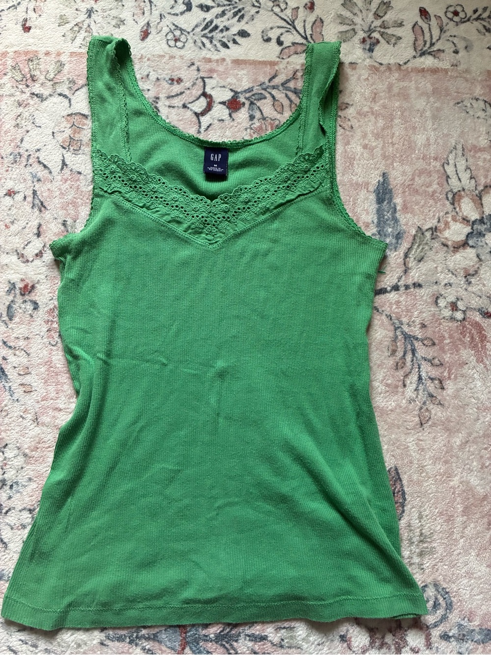 GAP vintage Green Lace-Trim Ribbed Tank Top y2k cottagecore and gorpcore